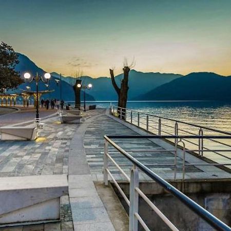 La Casa Nel Borgo Sul Lago Pisogne Exterior foto