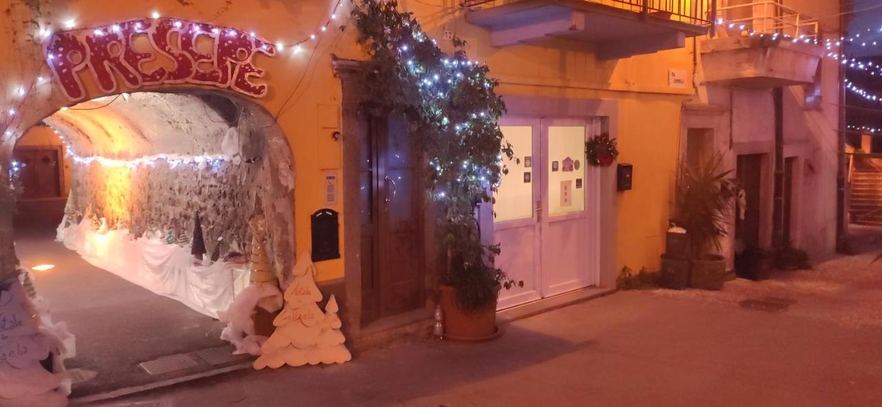 La Casa Nel Borgo Sul Lago Pisogne Exterior foto